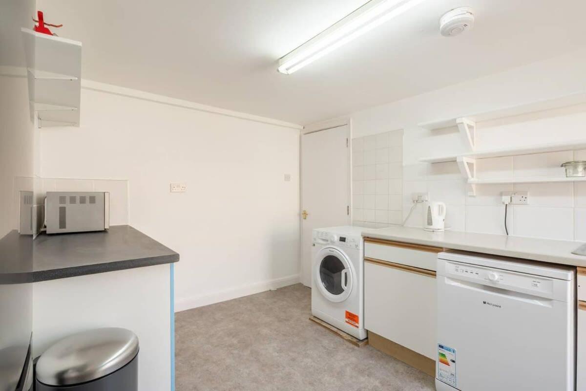 Spacious 3 Bedroom Flat In Heart Of City Centre Cambridge  Exterior photo
