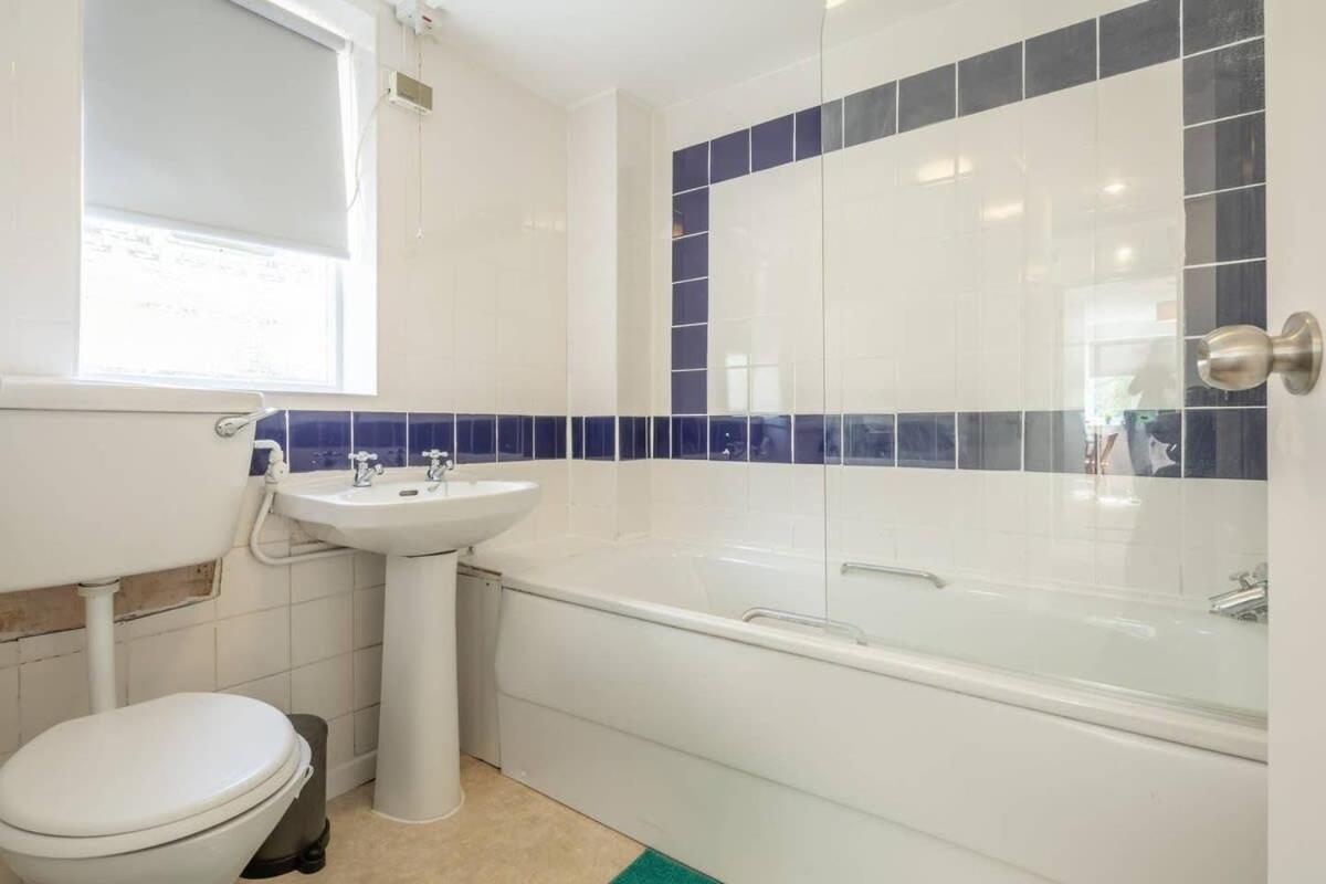 Spacious 3 Bedroom Flat In Heart Of City Centre Cambridge  Exterior photo