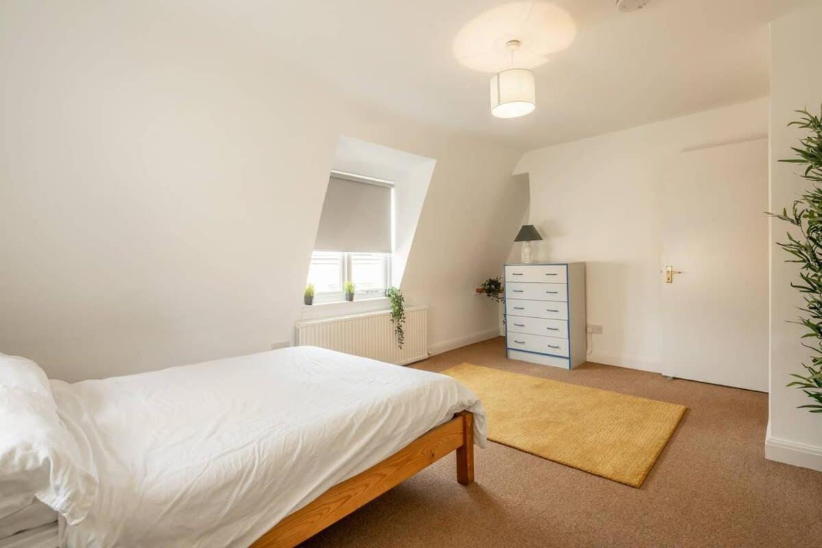 Spacious 3 Bedroom Flat In Heart Of City Centre Cambridge  Exterior photo